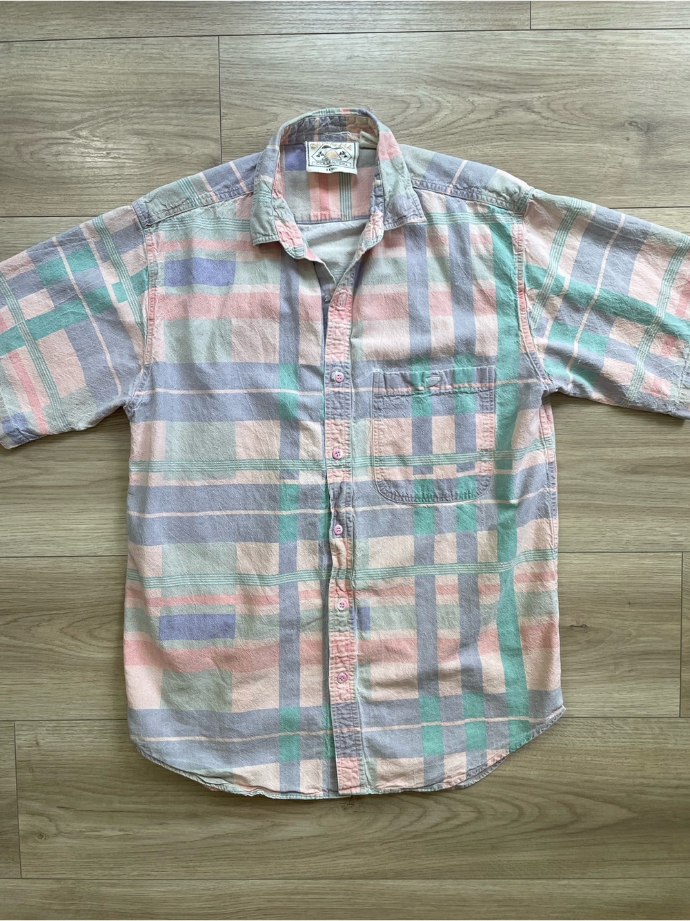 Vintage Men's Casual Pastel Plaid Button-Down Shirt - Pink & Mint